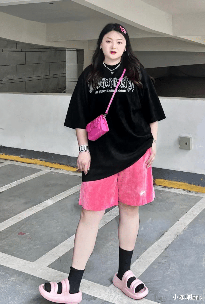 女孩 打扮好看无关身材，多张又胖又矮的图片诠释，150斤也美得出奇