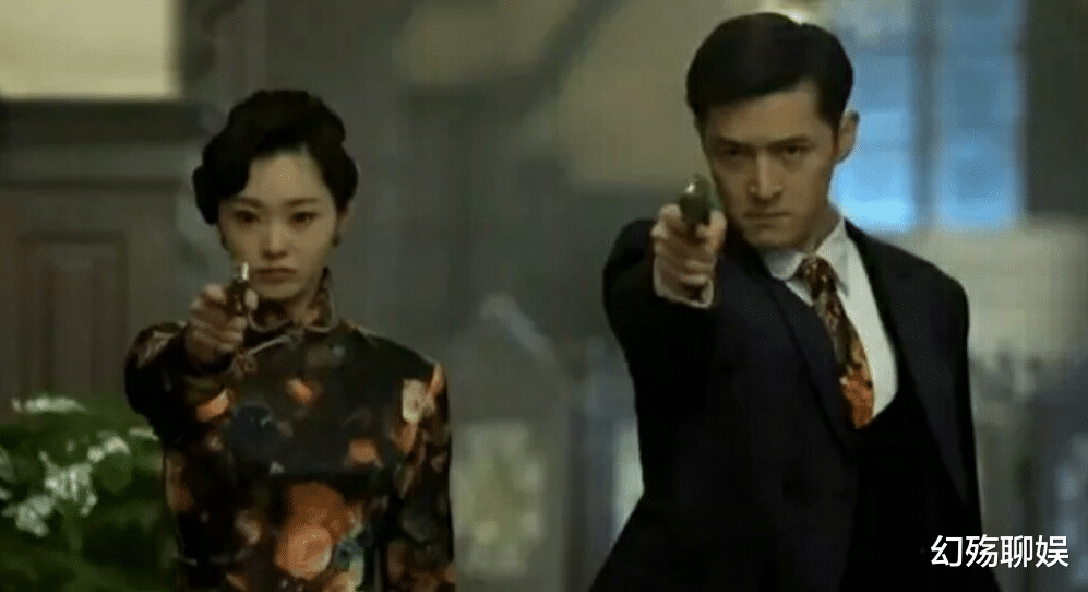 迪丽热巴|8位被女配吊打的女主，有人演技不行还争番位，有人片酬高得离谱