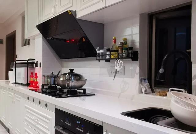 厨房怎么样收纳,才能实现台面无物?