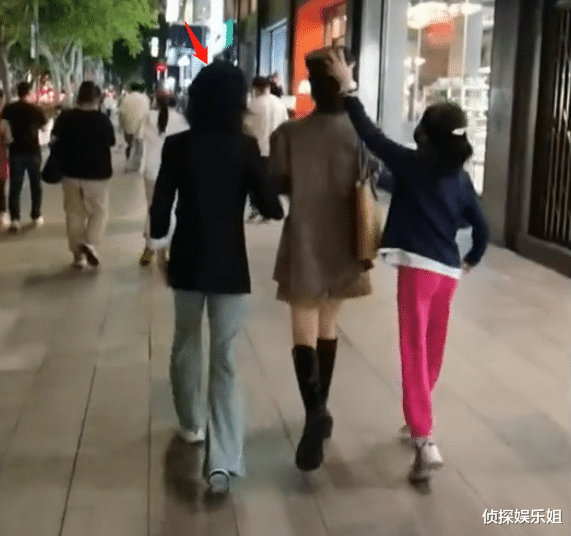 贝儿|陆毅低调为大女儿庆生,14岁贝儿颜值高像爸爸,个头已近一米七