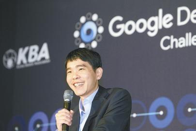 本泽马|“以凡人之驱比肩神明” ——你会想起谁？