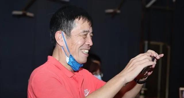 李盈莹|足协慌了！两大豪门索要调节费，十亿资金去向不明，陈戌源欲逃离