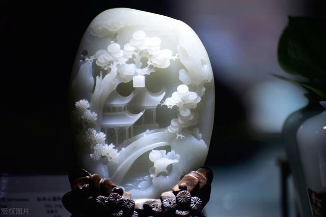 王冠|玉石是怎么来的?玉石是怎么形成的?