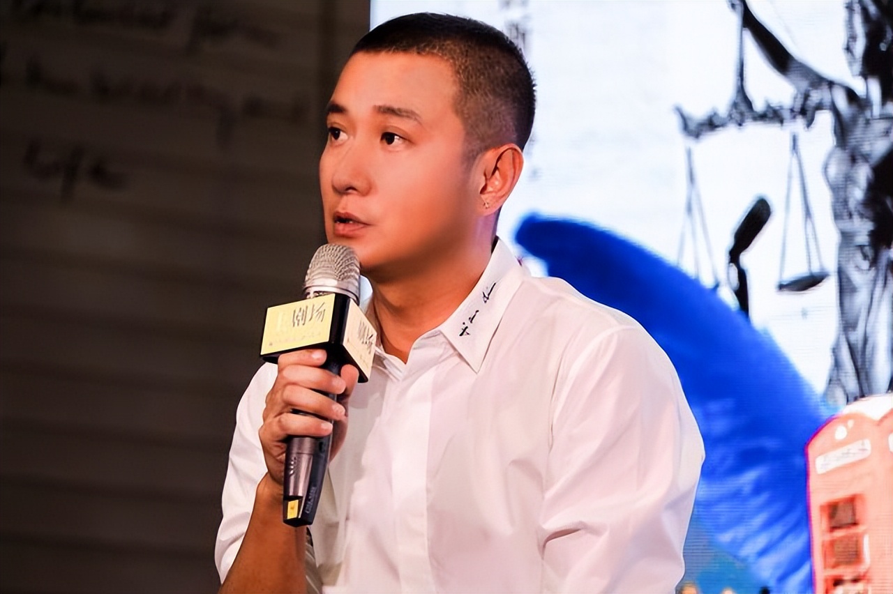 谢娜|38岁文章近照发福!和谢娜现身话剧发布会,脸部圆润发红变化大