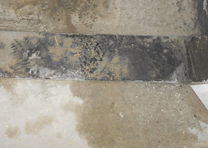 越来越多人喜欢装门槛石,现如今流行这么做,安全耐用又美观