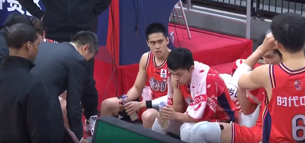 吉林男篮|CBA积分榜：吉林男篮“救己救人”，徐长锁要感谢王晗