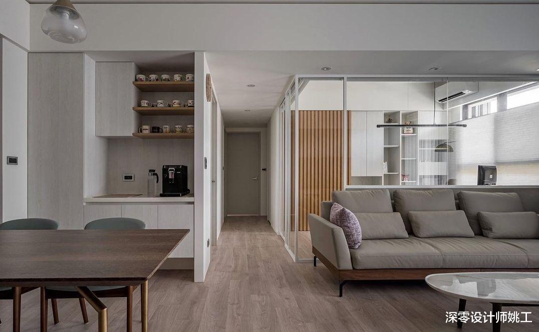 她家客厅书房,用半墙+玻璃隔断分区,通透又高级,彻底被安利到了!