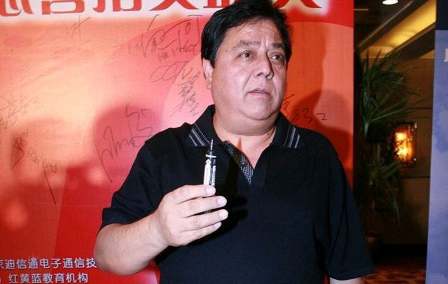 李金斗|李金斗回忆和侯耀华两段感人往事，网友指出，好像就你说他好