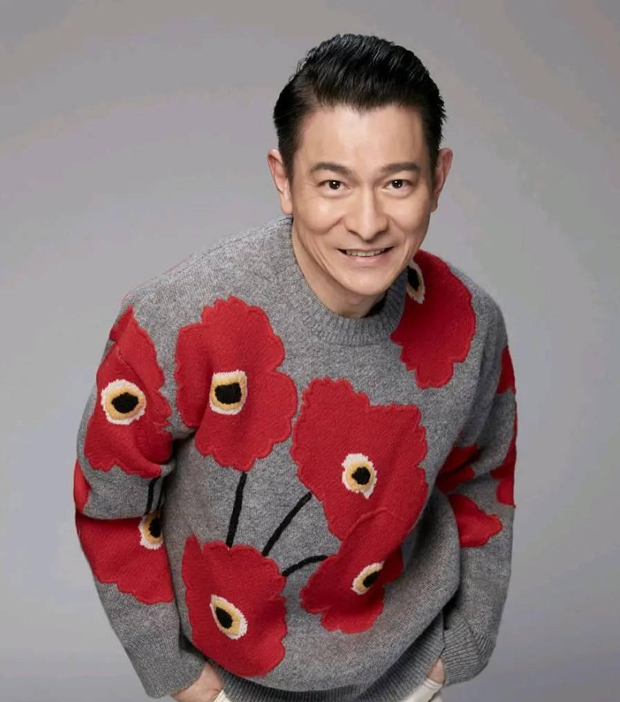 安迪|网友看到刘德华的爆笑照后，都好奇刘德华的实际身高