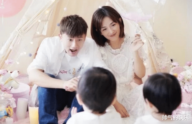 谢娜|《快本》停播后，谢娜现身东方卫视录制春晚，与张杰同台秀恩爱