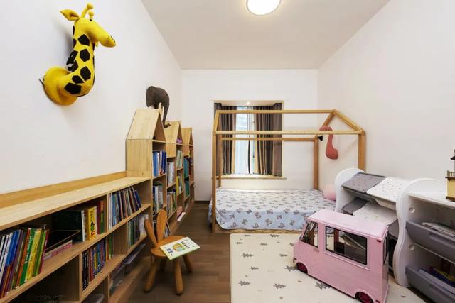 300㎡现代大平层,精致、清新、舒适,住起来很舒服