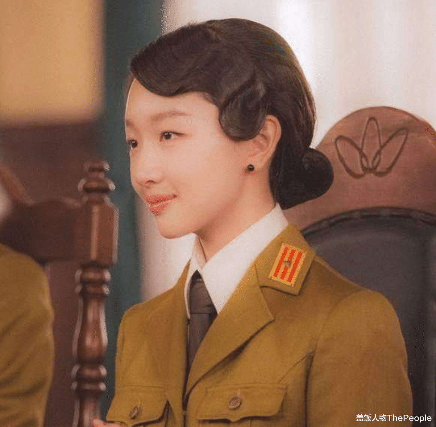 军人|女明星穿军装谁最真实？有人短头发获好评，有人大红唇被骂太假