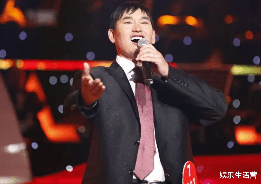 朱之文|大衣哥要担任《好声音》导师？西装革履帅气十足，2人陪伴同行