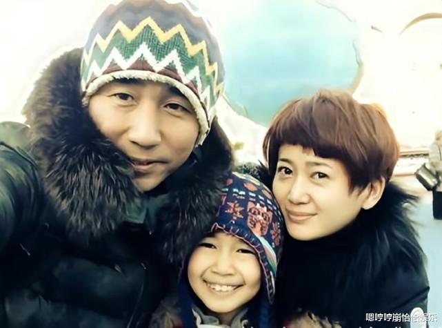 沙宝亮|沙宝亮戴笑盈官宣恋情，网友：“你啥时候离的婚？”