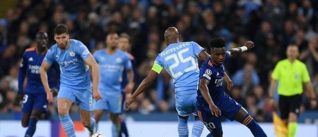 欧冠|4：3！丁丁创欧冠历史，本泽马登顶射手榜，17亿巅峰对决没有输家