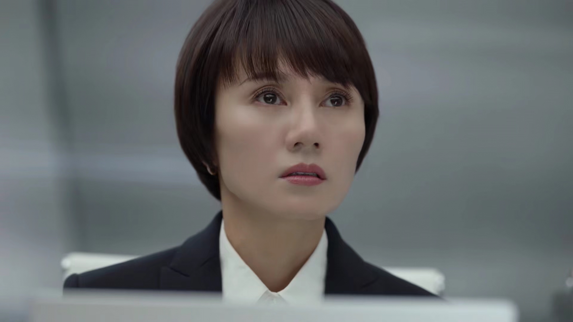 袁泉|《玫瑰之战》狂刷4集的我根本停不下来，袁泉演职场精英无人能超