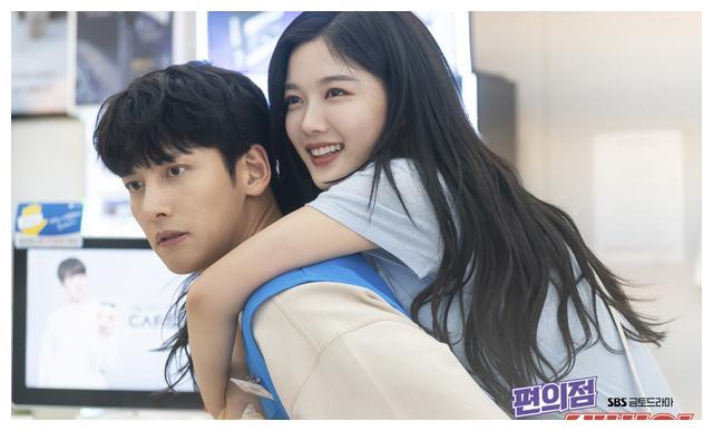 池昌旭|《说出你的愿望》热播池昌旭搭档过的6位女星,搭秀英成欢喜冤家