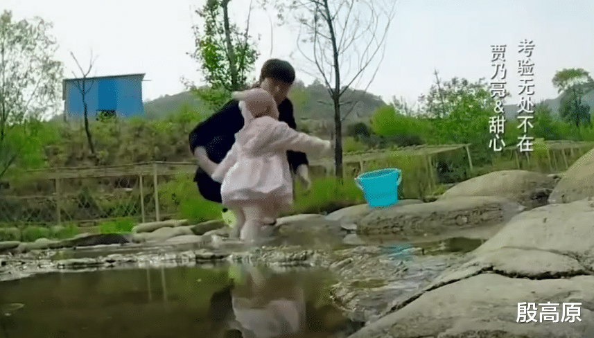 贾云馨|李小璐离婚后不作为，10岁甜馨被迫进娱乐圈替妈妈“捞金”