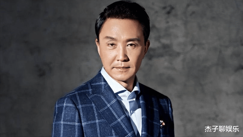 吴刚|因一张科技脸,吴刚被摘下“实力派”滤镜,成《狂飙》唯一败笔