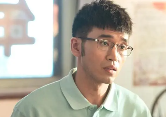 栾元晖|话剧激发演戏才能栾元晖成渣男白光，罗子群庭外得以报仇将他送进监狱