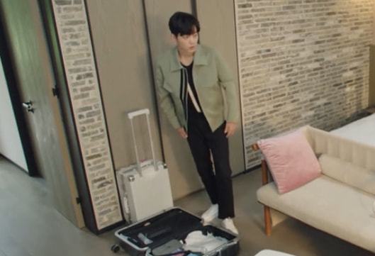 李亚男|P烟花,没群演,假道具,这5部投资巨大的剧,卖穷的样子像乞讨