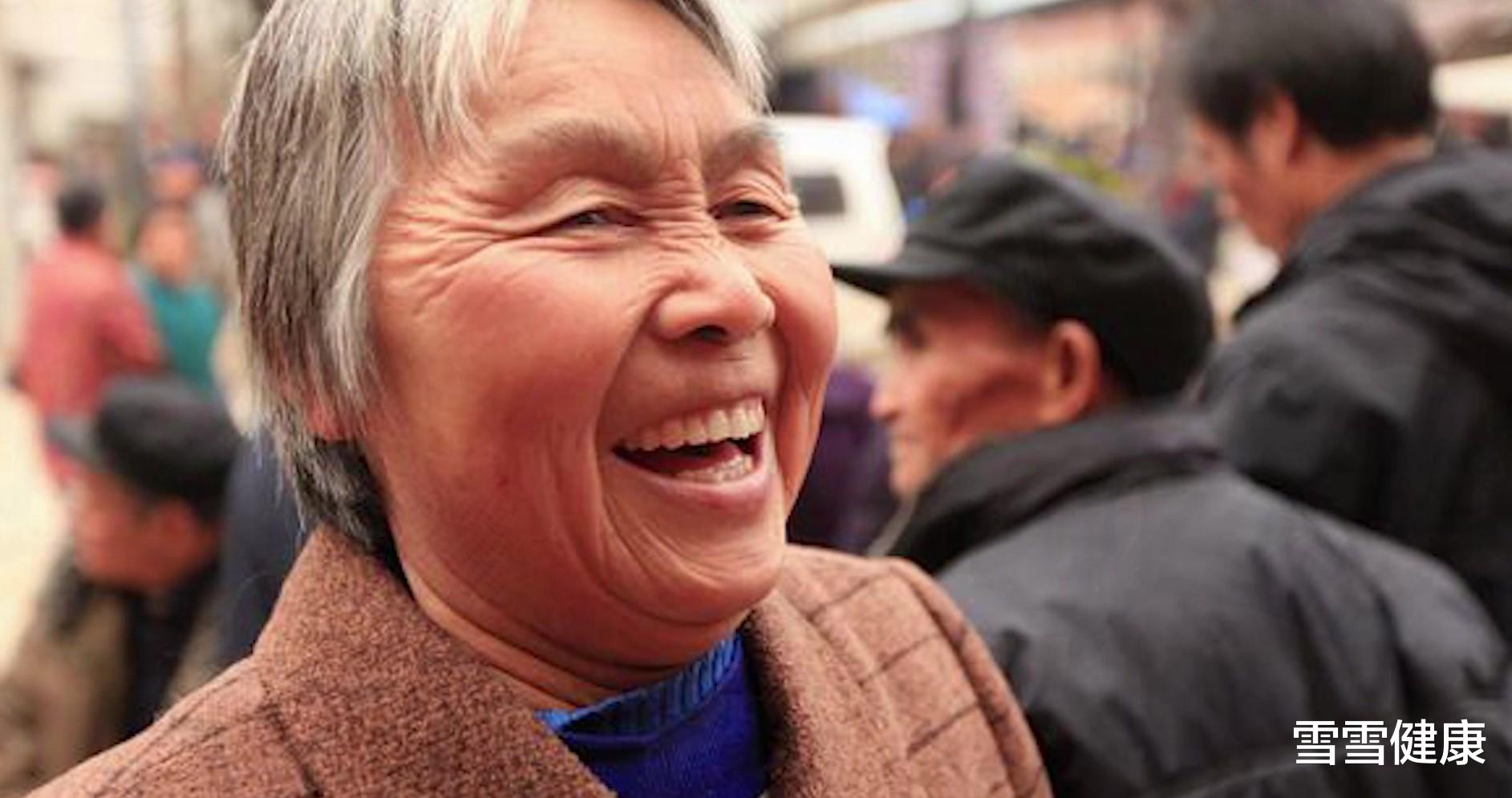 便秘|90岁老奶奶血管仅有60岁，秘诀不是多运动，而是常做2件事