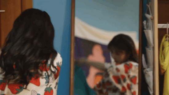 穿衣搭配|42岁不婚，港姐给她当配角，这位女星私底下竟然还是穿搭高手？