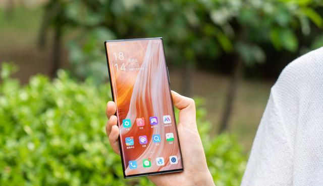 |中兴压力很大，16G+1TB旗舰迫降1300元！