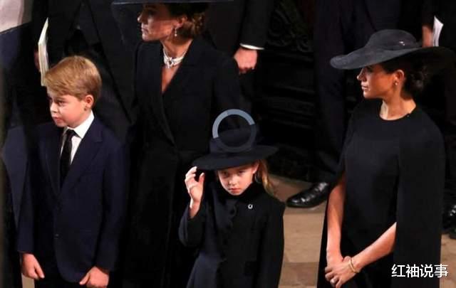 凯特王妃|梅根遭受奇耻大辱，孤零零站在角落没人搭理，凯特王妃没有好脸色