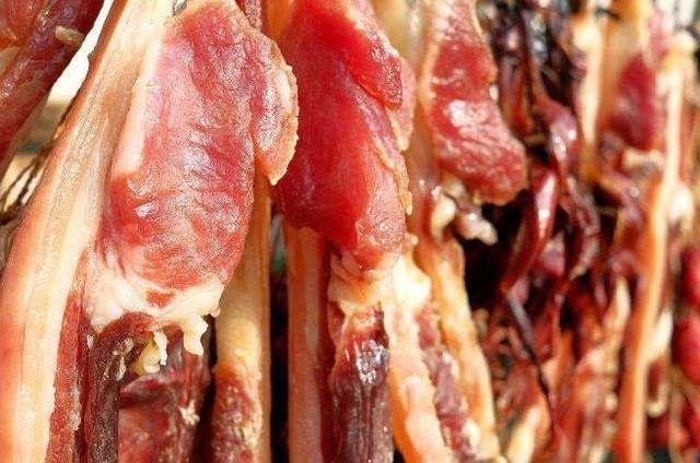 肝脏|不想给自己的肝找罪受，晚餐尽量别碰5类食物