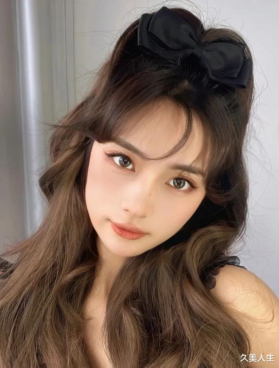 发型 别再披头散发了！这10款春日发型才够美够撩人！