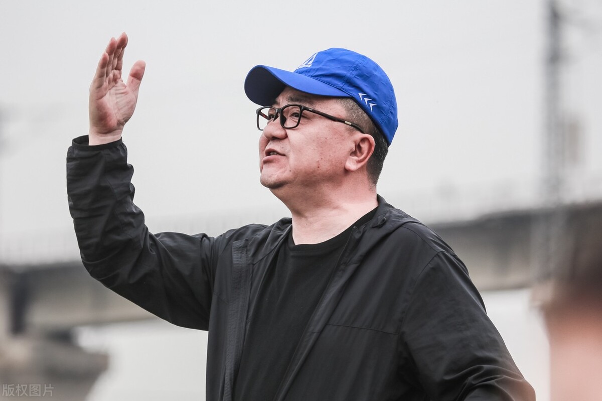 董路|继讽刺巩汉林冯巩后，董路又开怼蔡振华，刘国梁也被波及