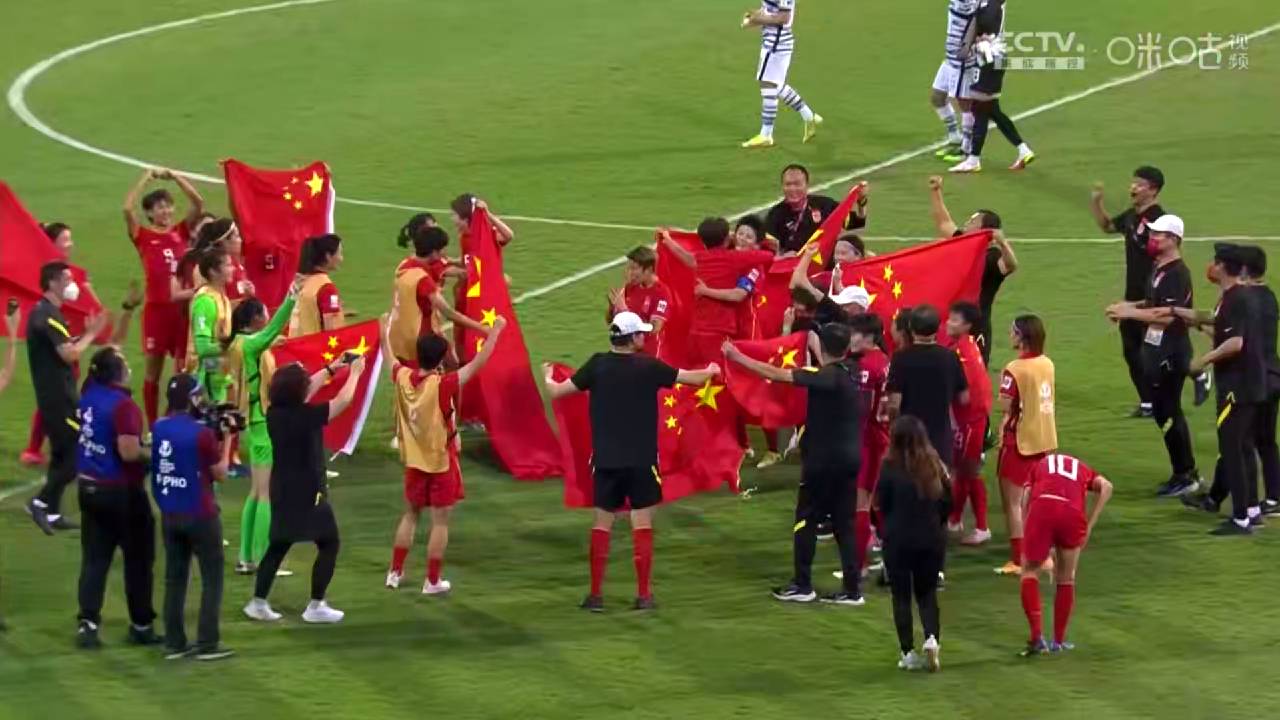 中国足球|落后 换人 追平 绝杀，铿锵玫瑰，亚洲冠军！中国足球最后的坚持