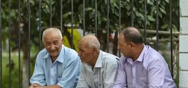 份子钱|为什么大部分退休人员在离岗后,都不愿和原公司的人保持联系了?