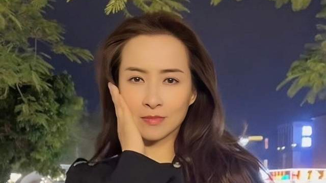 麦家琪|香港知名女星再度复出！遭网友吐槽又老又过气，参加商演还被揩油