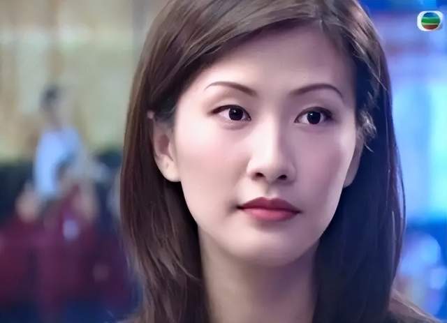 陈慧琳|50岁美上热搜的陈慧琳，保养秘诀是“不跟魔鬼打交道”