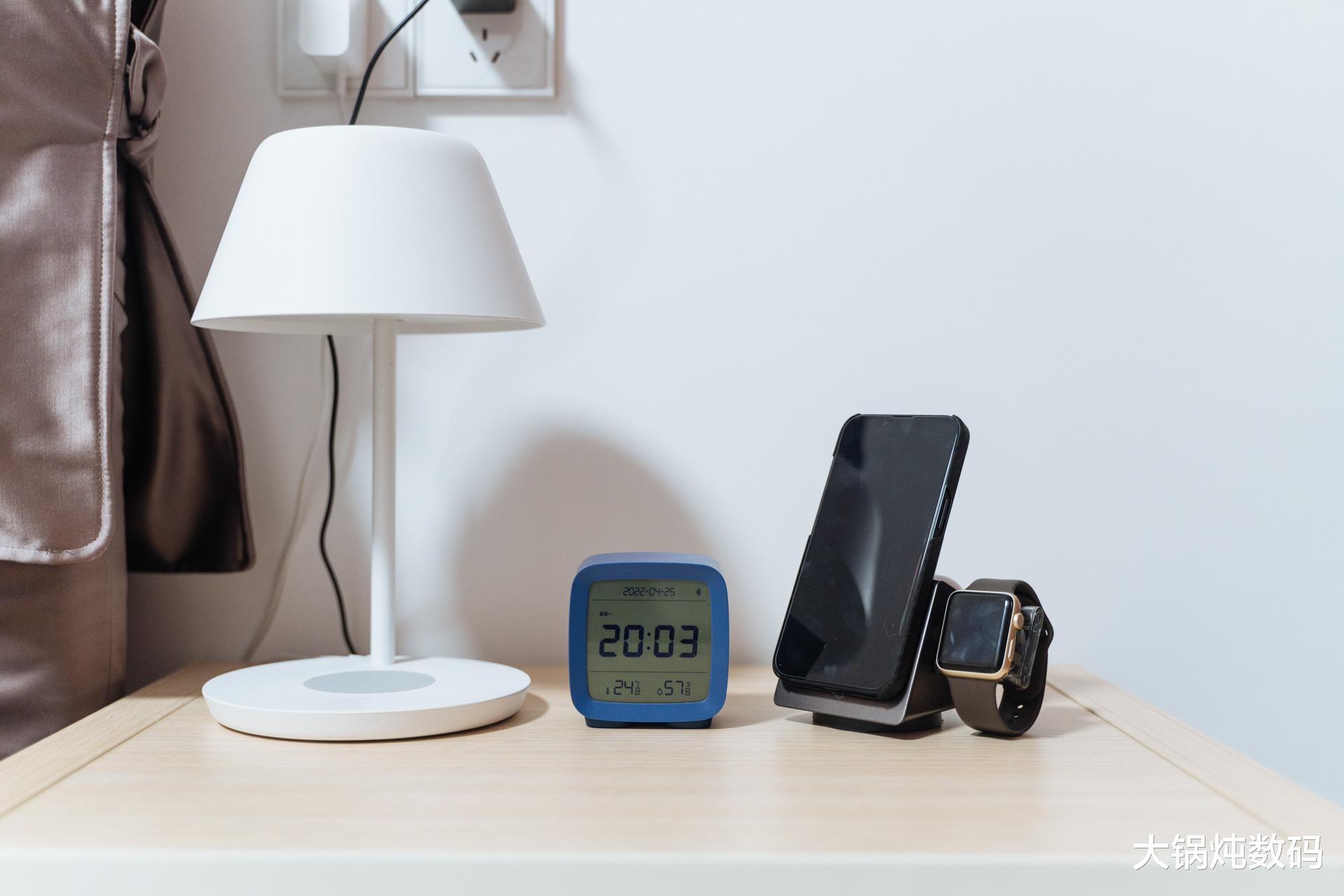 京东方|iPhone配件什么值得买，分享自己用过的好用配件