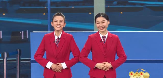 金靖|参加春晚一夜成名的金靖被“打回原形”,夸张表情限制发展