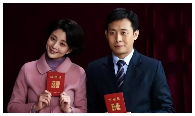 许亚军|张译脱力，许亚军撒书，刘奕君的粗鲁，细扒这些演员表演，真牛