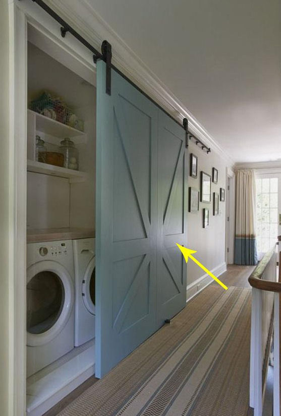 阳台洗衣区别露外面了,聪明人都加了这扇门,比谷仓门还省空间