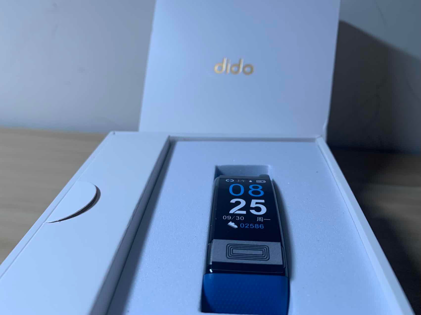 dido|比智能手表还要卷的手环，全天测心电血压，dido Y1带你认识一下~