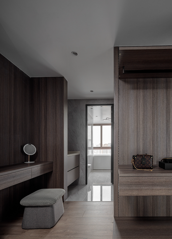 灰阶、大理石、木作:这个160m2简约现代之家,竟然可以如此酷!