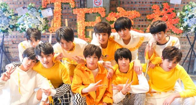 tf家族|TF家族四代练习生首次路演!时代峰峻造星太急,刚路演直播被封了