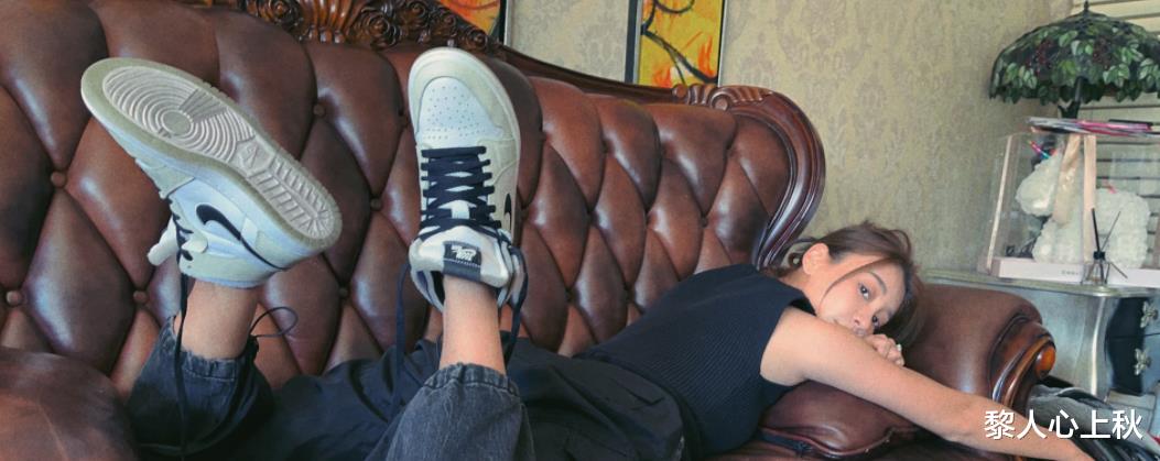 曹云金|曹云金前妻唐菀发牢骚,配文暗示后悔离婚,网友质疑用前夫蹭热度