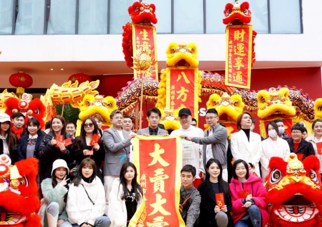 “辛选”主播带货，“小黄车”被误封，找平台理论，反被对方埋怨