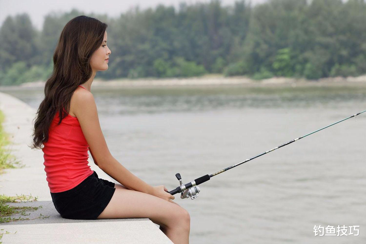 牛奶|麝香钓鱼有效果吗？麝香、白酒和糖类在钓鱼时的相互作用关系