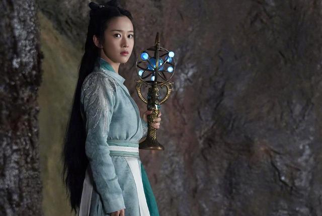 大S|不出名女艺人喊话《浪姐3》：不红是原罪，娱乐圈有多现实？