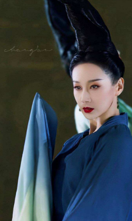 艺术生|90后北舞毕业生因“青绿腰”走红，叫人过目难忘，网友：太美了