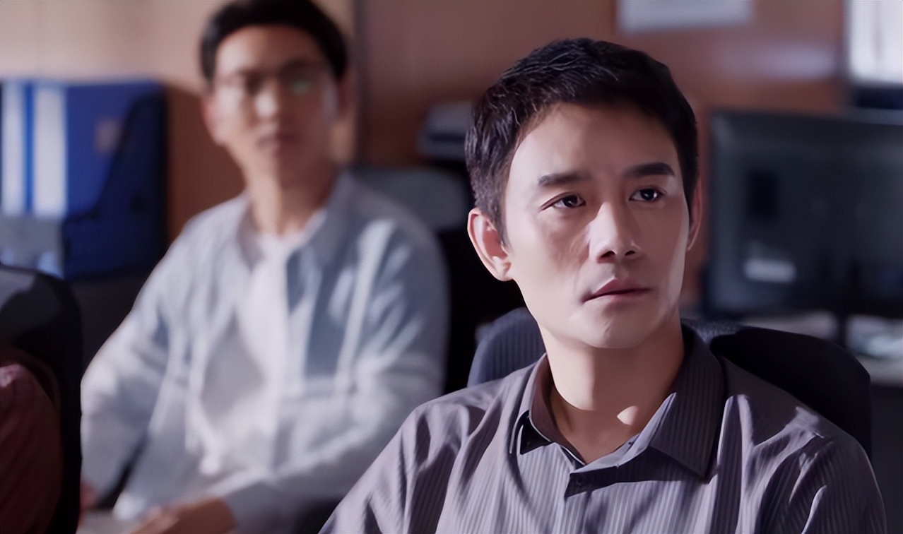 王凯|才播2集收视破1,王凯令观众成功入坑,四大卫视抓到王牌了