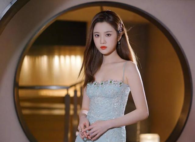 王嘉尔|李易峰，张慧雯不受重视？王嘉尔发展？周也受捧？周柯宇拍戏？